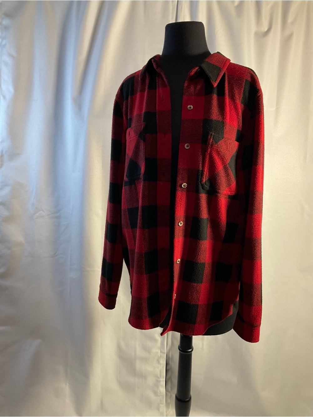 Women’s Red & Black Buffalo Plaid Button-Down Shirt Jacket